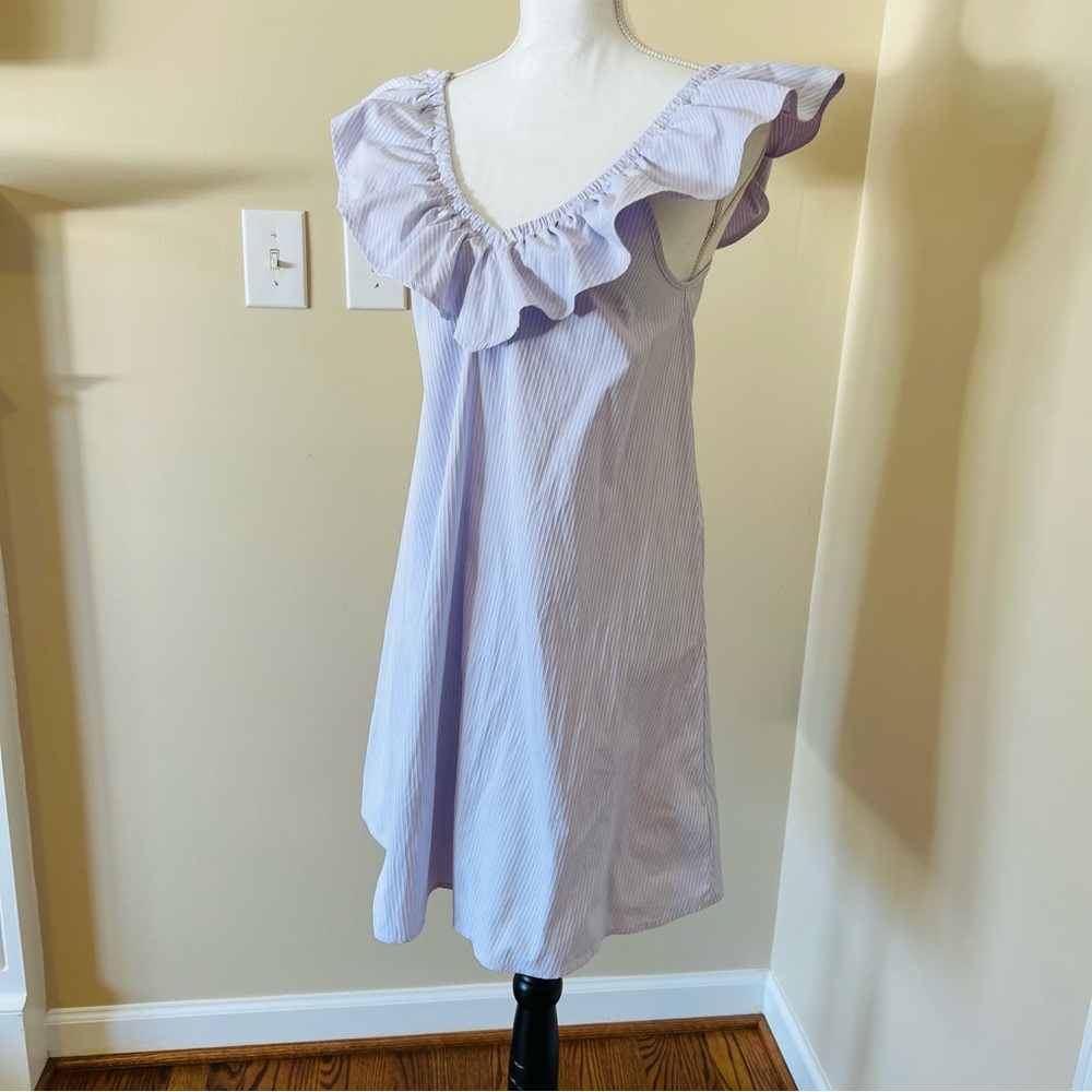 Light Lavender Ruffle Neck Sleeveless Dress
